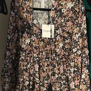 New with tags Grace + Karma Tiered Boho Blouse - Large